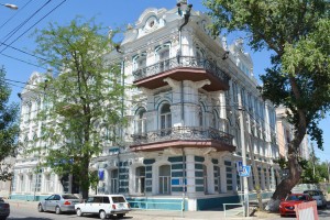 Астраханские студенты борются за жизнь Саратовской государственной юридической академии