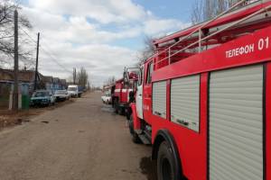 В Астраханской области сгорели дом и дача