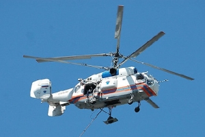 К тушению пожара в Астраханском заповеднике подключили вертолет