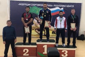 Астраханские борцы среди лучших на Чемпионате России