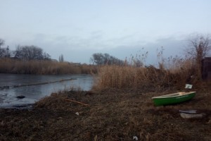 В Астрахани чуть не утонули трое детей