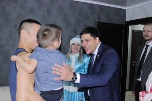 Депутат Андрей Невлюдов поздравил детей-инвалидов с наступающим Новым Годом