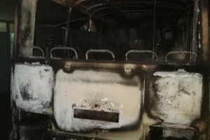 Ночью в Астрахани сгорел автобус