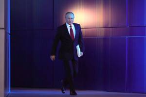 Владимир Путин оценил необходимость ограничения числа президентских сроков