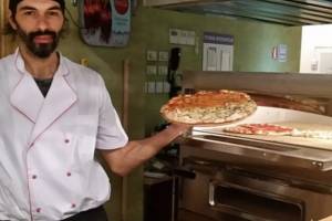 Страсть и пицца: итальянец переехал в Астрахань ради любви