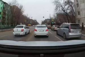 В Астрахани разыскали водителя, который стал героем обсуждаемого видео