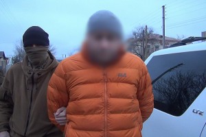 В Астрахани задержали наглого вымогателя