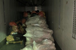 В Астраханской области задержали фуру с девятью тоннами животного жира
