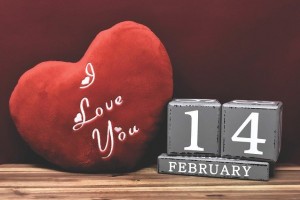 День Святого Валентина с юмором: самые оригинальные подарки
