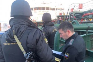 Астраханские приставы арестовали 4,5 тысячи тонн масла