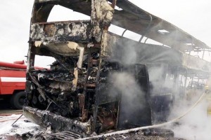 На трассе под Элистой сгорел пассажирский автобус