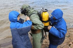 Пропавшего в Астрахани ребенка третий день ищут водолазы