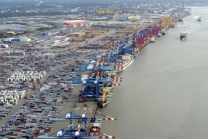 Грузооборот морских портов России подрос на 6%