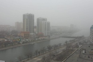 Причиной смога в Астрахани могли стать песчаные бури
