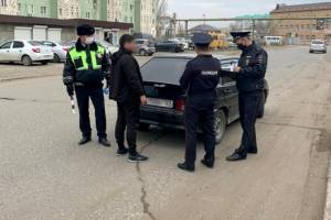 Поехал к другу за курткой: 10 нарушителей режима самоизоляции выявили в Астраханской области за последние сутки