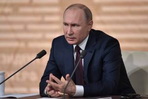 Путин разрешил регионам принимать меры для их территорий в связи с коронавирусом