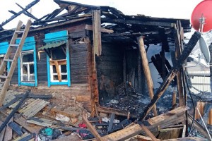 Под Астраханью сгорел жилой дом