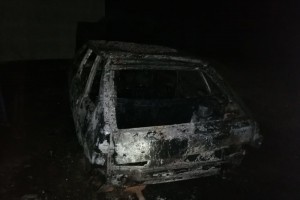 Под Астраханью сгорели 2 автомобиля