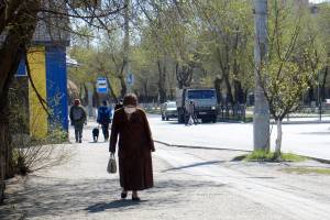 Астраханцев старше 65 лет ограничили в передвижениях