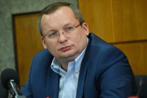 Игорь Мартынов рассказал, как депутаты помогают жителям региона преодолеть сложный период