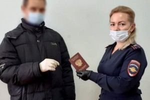 38-летний астраханец &#8212; сирота наконец-то получил паспорт