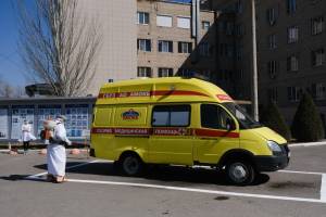 Александро-Мариинская больница начала принимать инфицированных коронавирусом