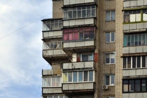 В Астрахани подрядчик смошенничал при капитальном ремонте домов