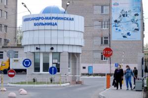 Медики живут в больнице: что происходит в Александровской в Астрахани