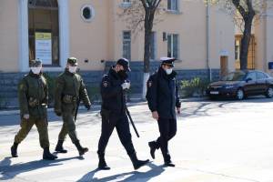 В гостинице стало скучно: в центре Астрахани поймали нарушителя карантина из Санкт-Петербурга