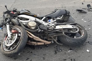 Мотоциклист погиб в жуткой аварии в Астрахани