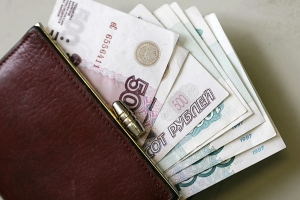 В России за месяц долги по зарплате снизились на 0,4%
