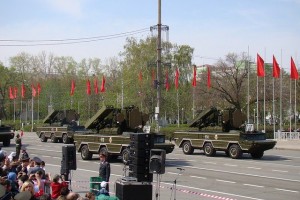 В Астрахани 9 мая по улицам проедут концертные грузовики