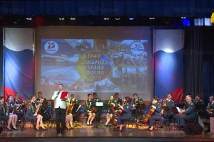 Показательный оркестр МЧС России поздравил коллег с Днем пожарной охраны в новом формате