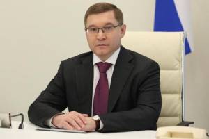 Министра строительства РФ госпитализировали с коронавирусом