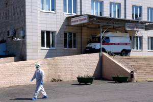 Сколько человек официально признали умершими от COVID-19 в Астраханской области