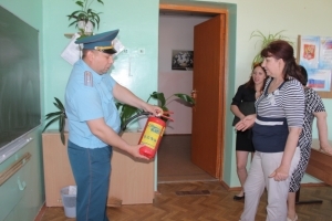 В Камызякском районе прошел конкурс на лучшее пожаробезопасное состояние объектов образования