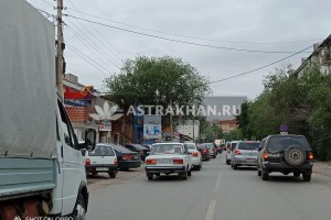 В Астрахань возвращаются привычные пробки