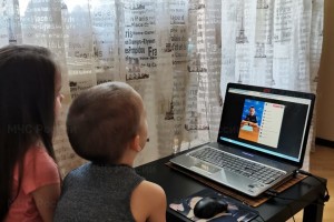 Сотрудники МЧС России в День защиты детей провели онлайн уроки безопасности и праздничные представления