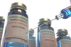 Минобороны отобрало 50 военнослужащих для тестирования вакцины от COVID-19