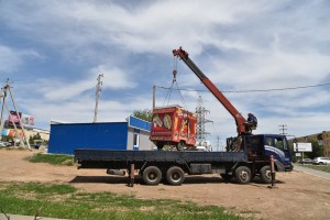В Астрахани вывезли 93 незаконных торговых ларька