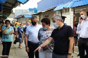 Торговцы на Больших Исадах аплодировали администрации города Астрахани