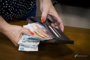 Начальник астраханского отделения почтовой связи положила в карман 600 тысяч рублей