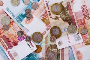 Россияне назвали зарплату, которую хотят получать после окончания пандемии