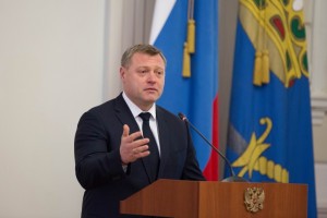 Губернатор Игорь Бабушкин поздравил медицинских работников