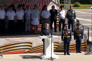 В Астрахани состоялось торжественное прохождение, посвящённое 75-летию Победы