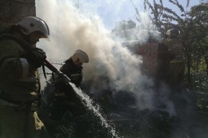 В Астрахани случился пожар из-за сигареты. Есть пострадавшие