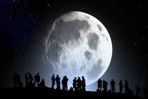 Астраханцам предлагают путешествие на Луну