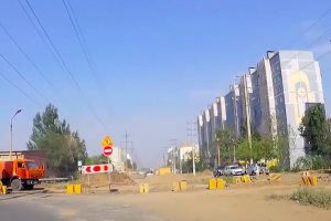 В Астрахани строят новую дорогу до микрорайона Казачьего