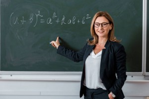 Астраханские учителя будут получать выплаты за классное руководство