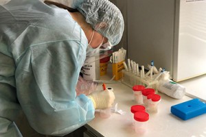 В Астрахани открылась новая лаборатория по выявлению COVID-19